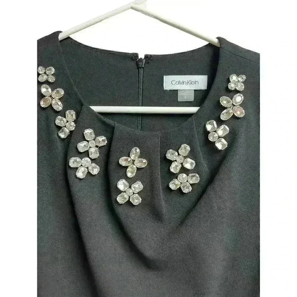 Calvin Klein Women's Sleeveless Shift Dress with Embellished Neck Trim Size 8 - Picture 2 of 7